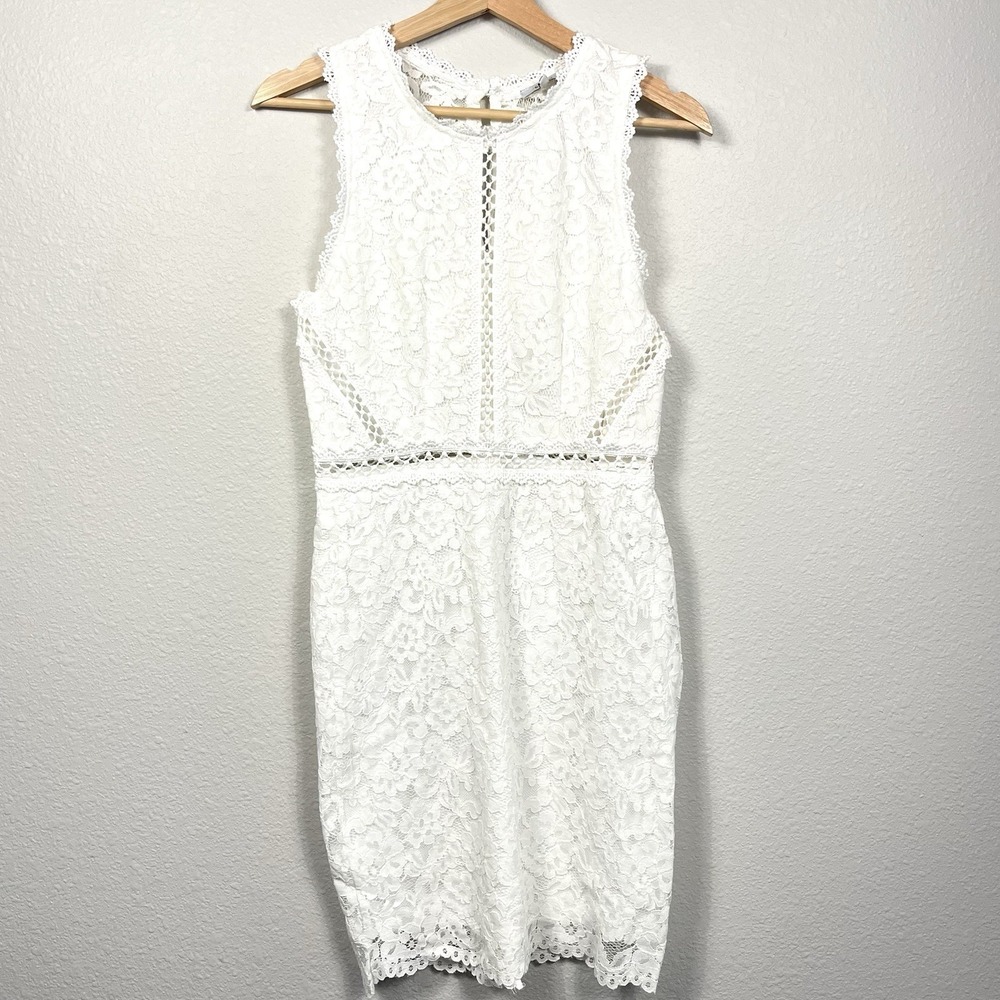 Blāshe White Floral Lace Sleeveless Mini Sheath Dress NWT‎ Size M Bridal Event